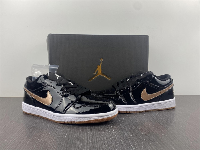 air jordan 1 retro low black gold patent 554723-032