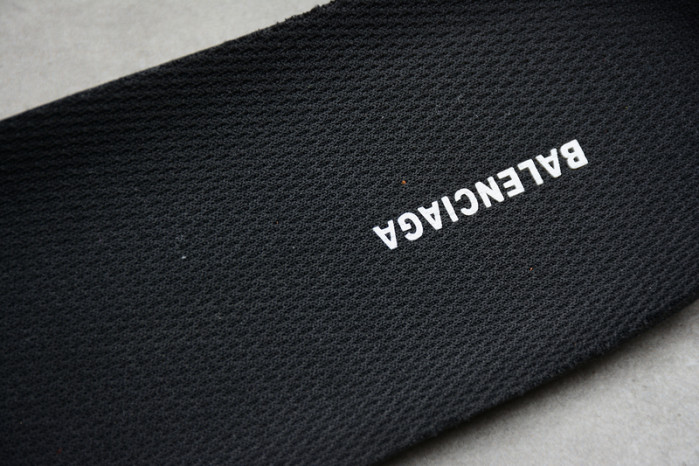 Ba*len*cia*ga triple s orange w09o5 8368