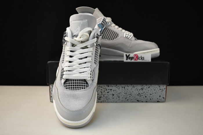 air jordan 4 retro frozen moments aq9129-001