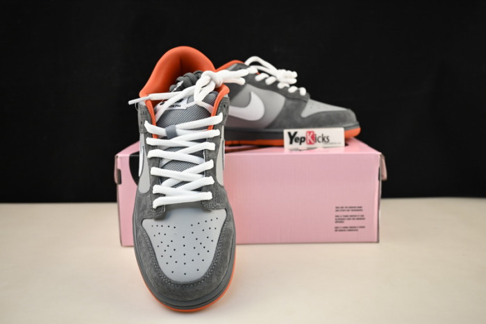 nike sb dunk low staple nyc pigeon 304292-011