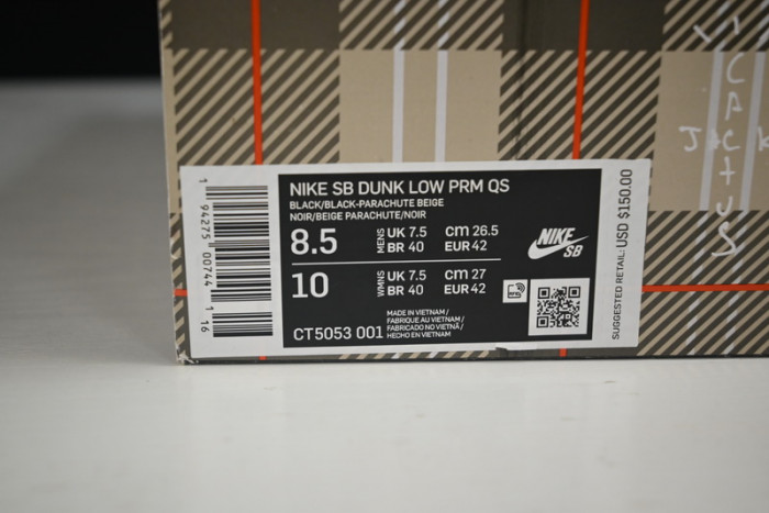 travis scott x nike sb dunk low ct5053-001