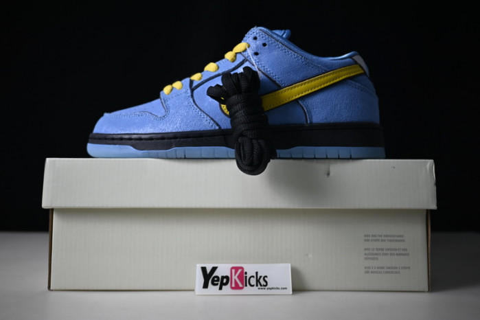 the powerpuff girls x nike sb dunk low “bubbles fz8320-400