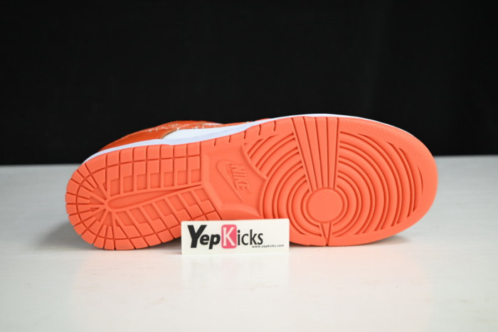 nike dunk low essential paisley pack orange dh4401-103