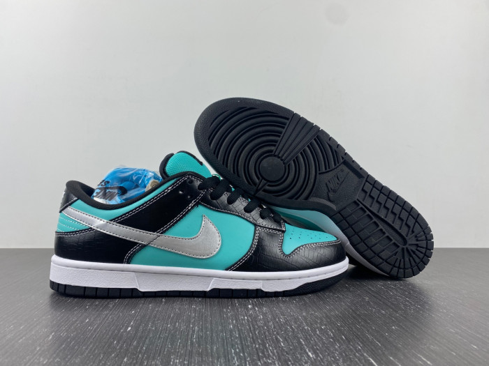 nike sb dunk low Di*m*nd s*pply co. aqua blue 304292-402