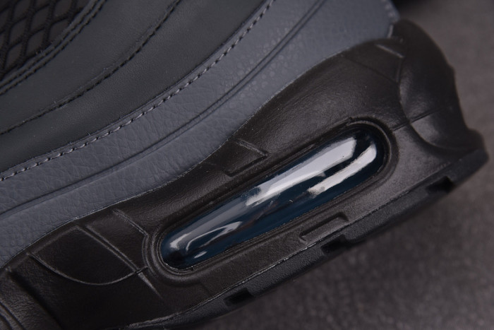 corteiz x nk air max 95 fb2709-002