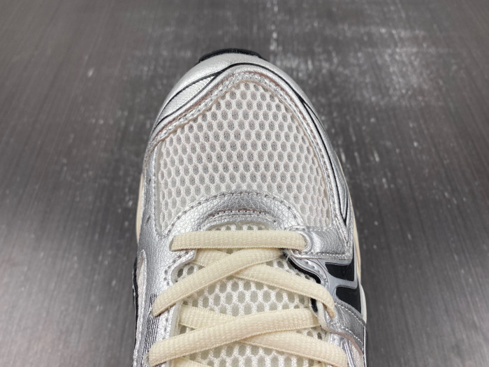 As*ic*s sneaker as0530