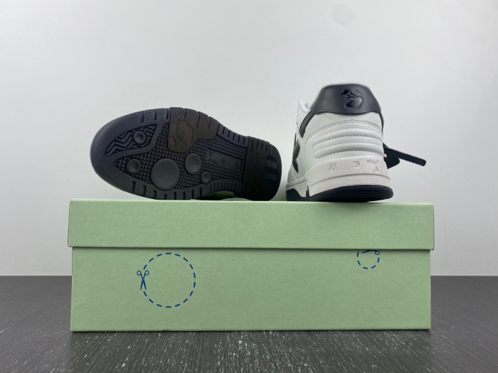 ow out of office lace-up sneakers ac3830-047