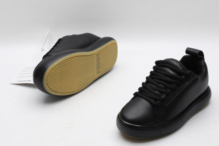 Bo*te*ga ve*ne*ta bv025