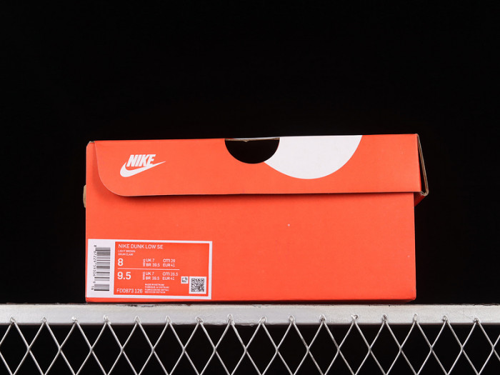 nike dunk low se sand drift fd0873-126