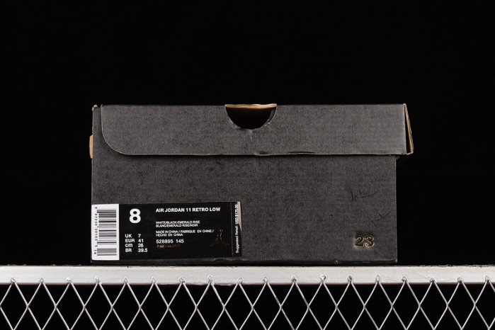 air jordan 11 retro low iridescent 528895-145