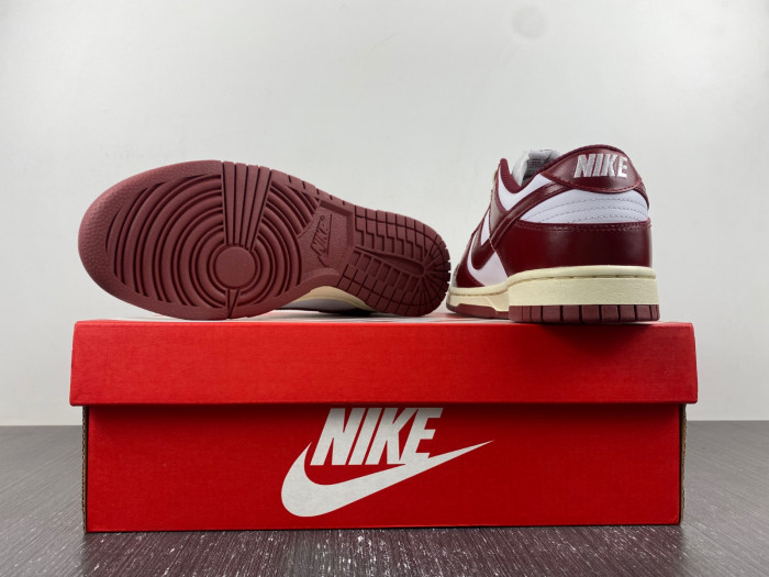 nike dunk low vintage team red fj4555-100