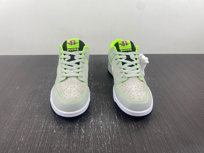 nike dunk low university of oregon pe fq7260-001