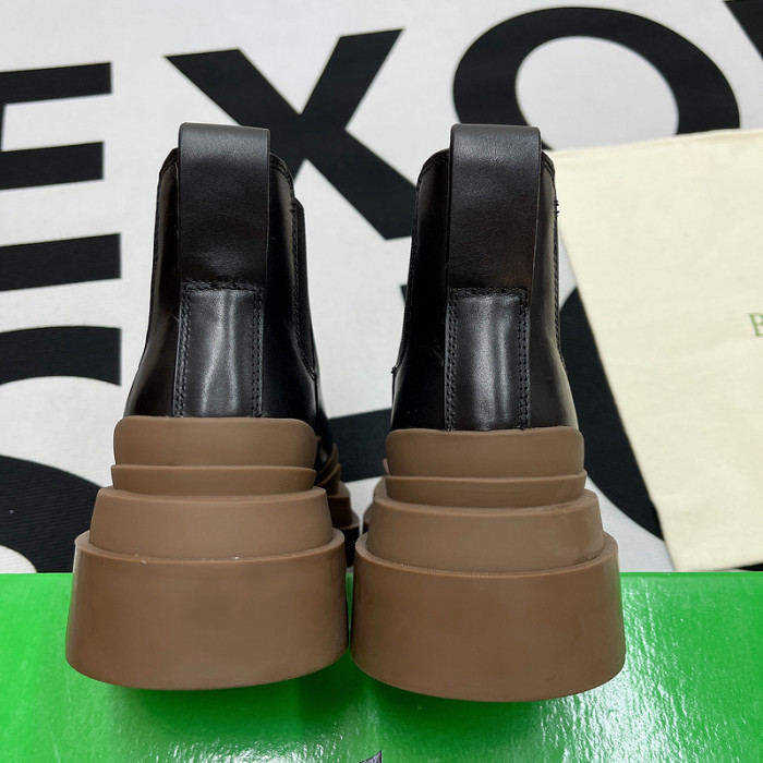 Bo*te*ga ve*ne*ta bv030