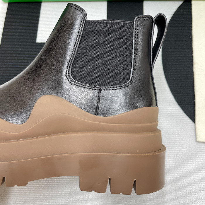 Bo*te*ga ve*ne*ta bv030