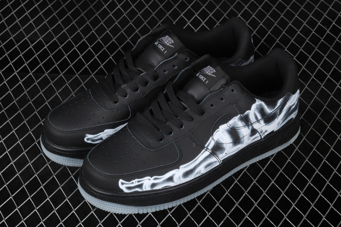 nike air force 1 low black skeleton halloween bq7541-101