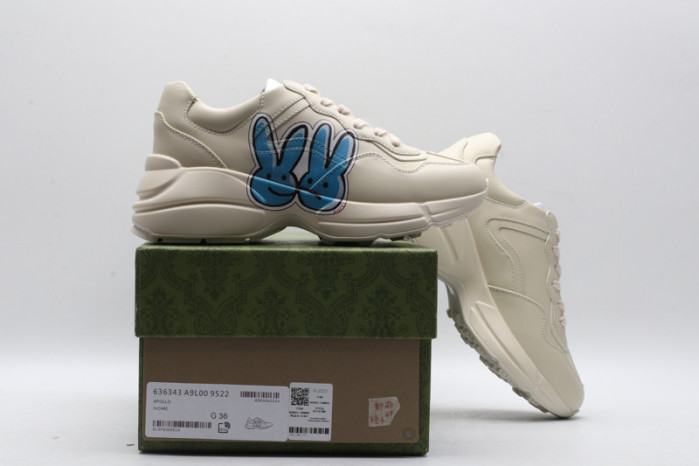 g*u*i ace embroidered low-top sneaker e2360