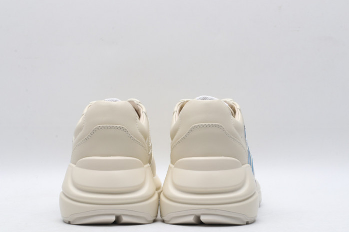 g*u*i ace embroidered low-top sneaker e2360