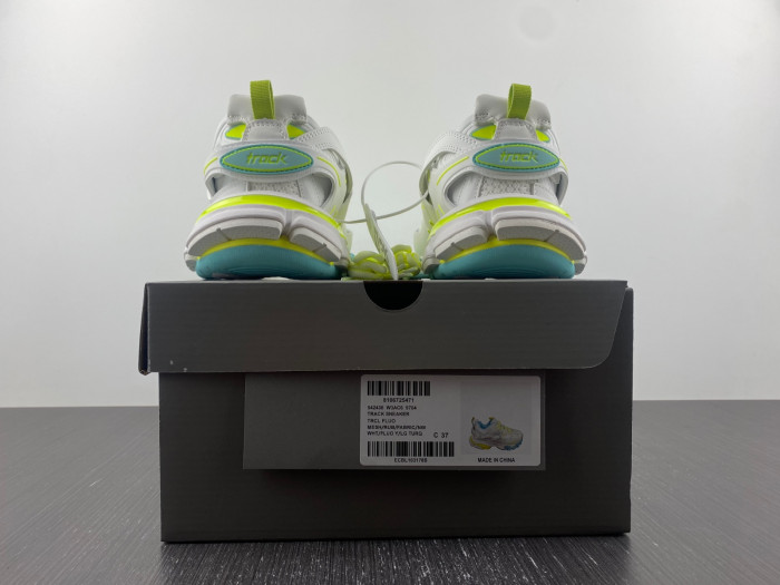 Ba*len*cia*ga track w3ac6 9704