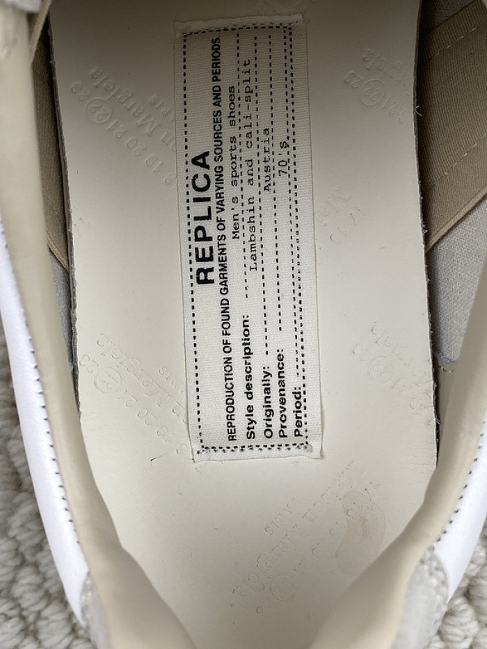 ma*s*n Ma*i*la sneakers