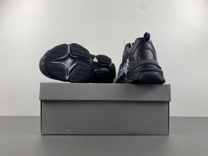 Ba*len*cia*ga triple s sneaker 536737 w2fay 9017