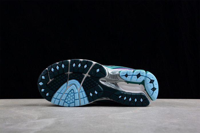 new balance 2002r up there backyard legends m2002rut