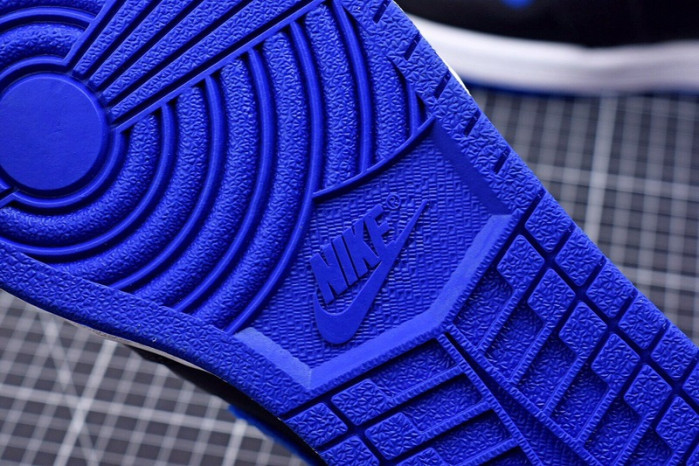 air jordan 1 og retro royal 555088-007