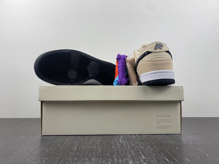 nike sb dunk low albino & preto fd2627-200