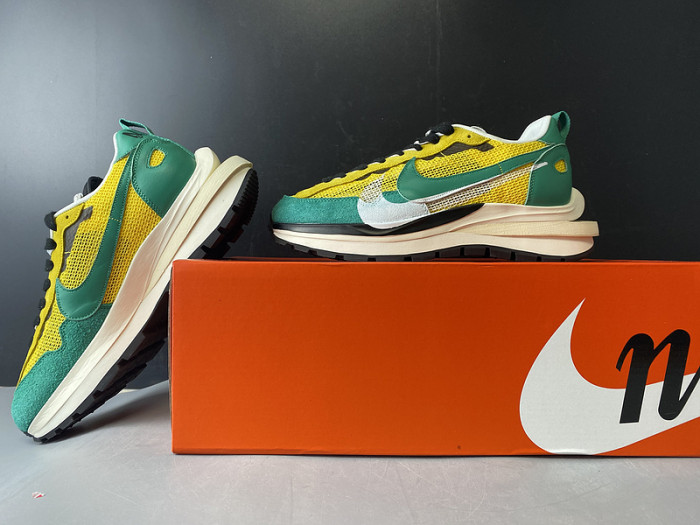 sacai x nike pegasua vaporfly yellow green ci9928 300