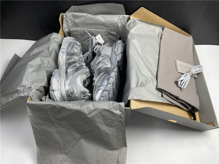 Ba*len*cia*ga track w2fs3 8100