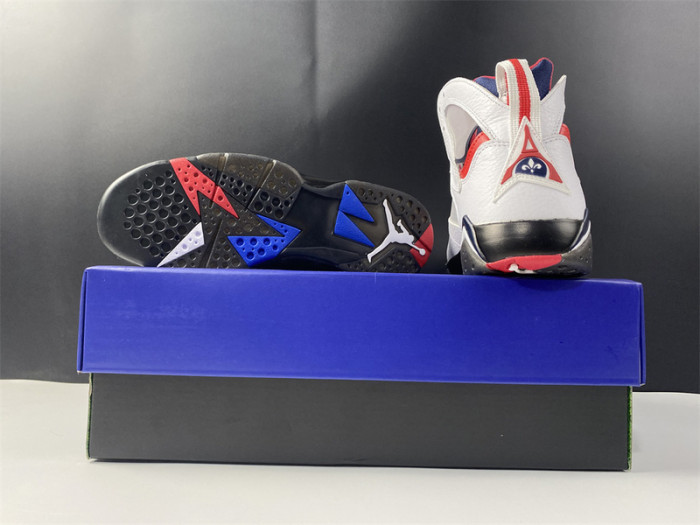 air jordan 7 retro bcfc paris saint-germain cz0789-105