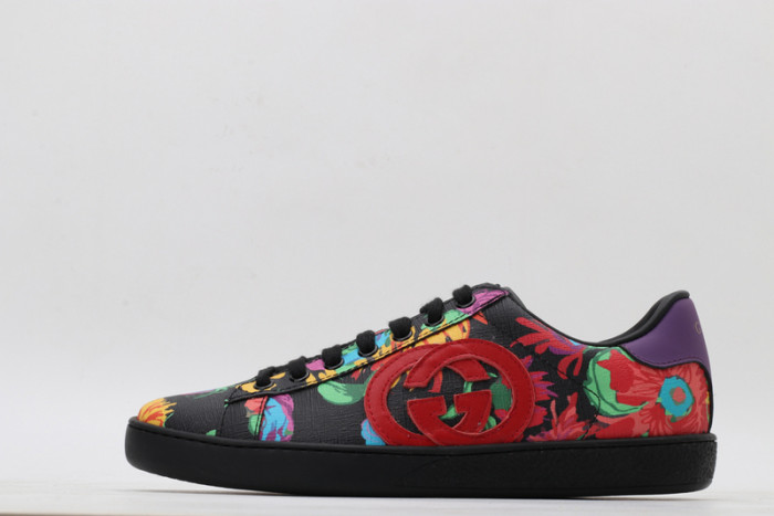 g*u*i ace embroidered low-top sneaker e2317
