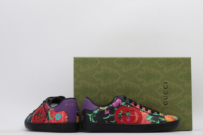 g*u*i ace embroidered low-top sneaker e2317