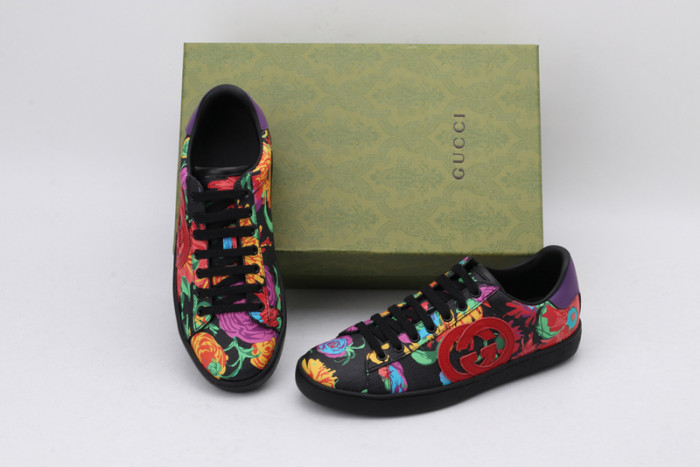 g*u*i ace embroidered low-top sneaker e2317