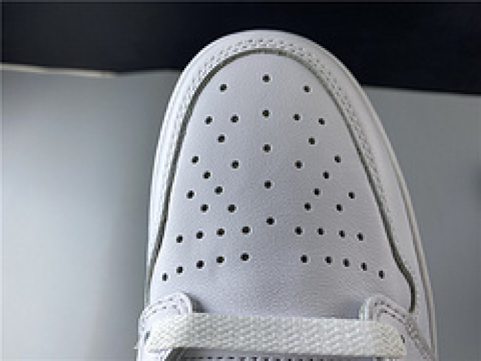 air jordan 1 og “metallic navy 555088-106