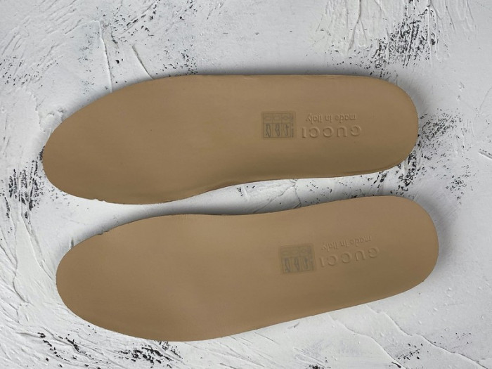 g*u*i ace embroidered low-top sneaker e2272