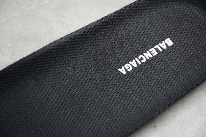 Ba*len*cia*ga triple s sneaker w09o5 7419