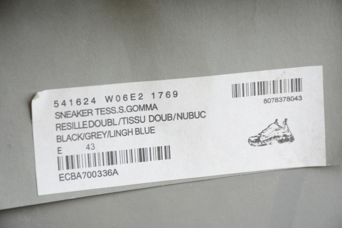 Ba*len*cia*ga triple s w09o5 9026