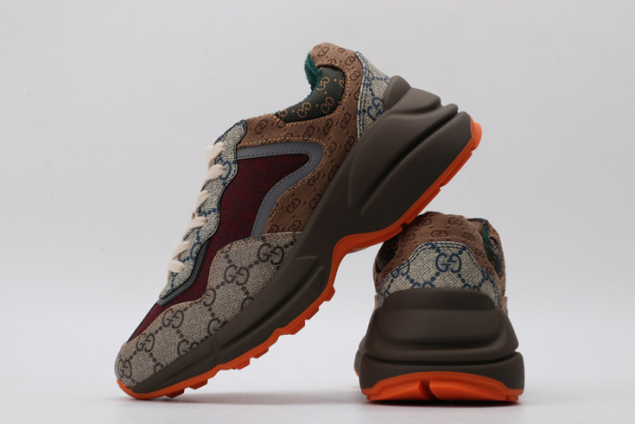 g*u*i ace embroidered low-top sneaker e231211