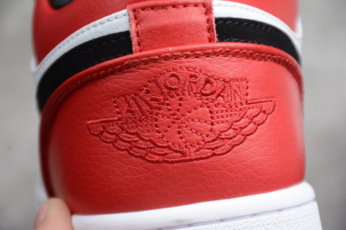 jordan 1 low black toe 553558-116