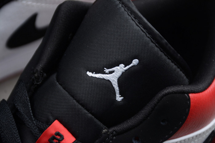 jordan 1 low black toe 553558-116