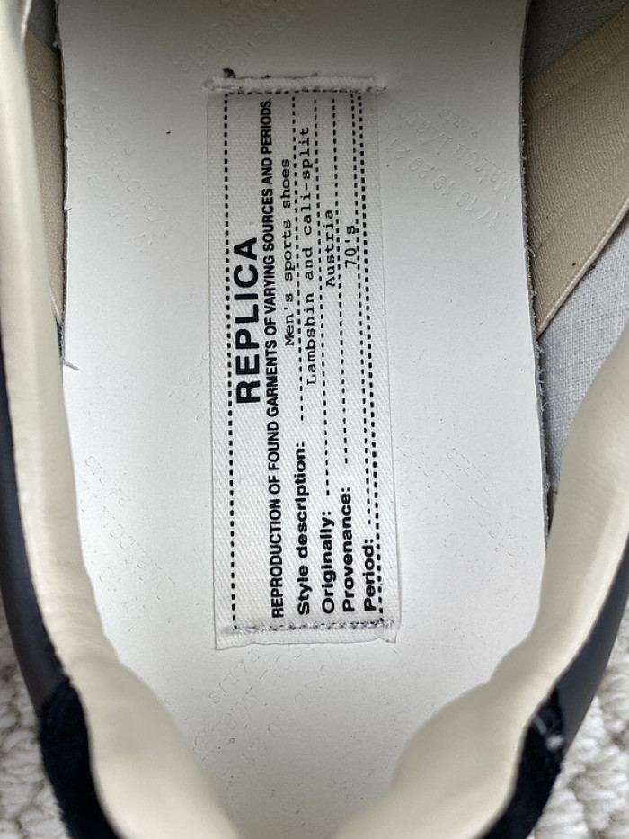 ma*s*n Ma*i*la sneakers