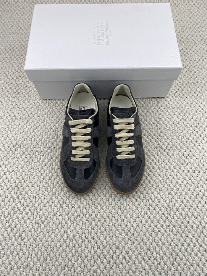 ma*s*n Ma*i*la sneakers