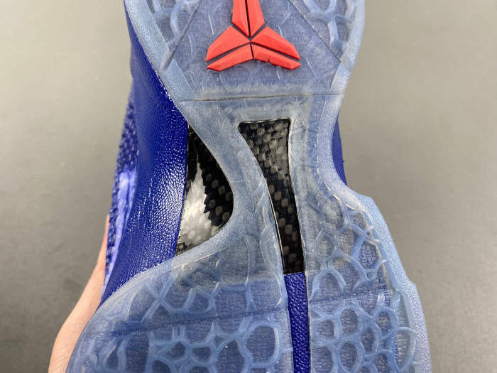 zoom kobe 448693-400