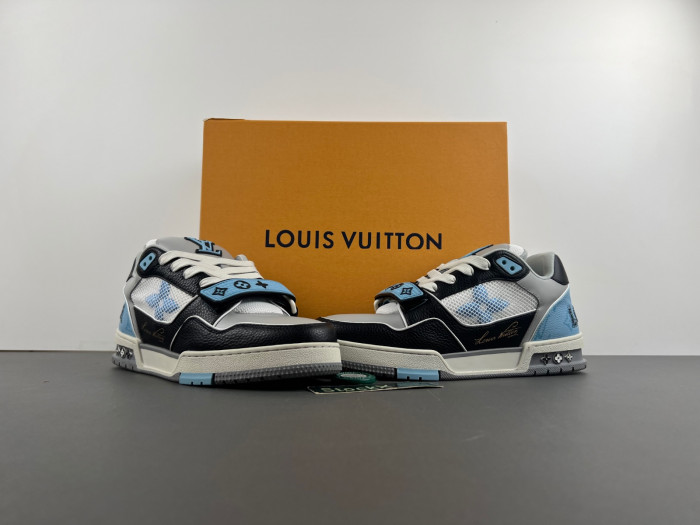 l0vt sneakers