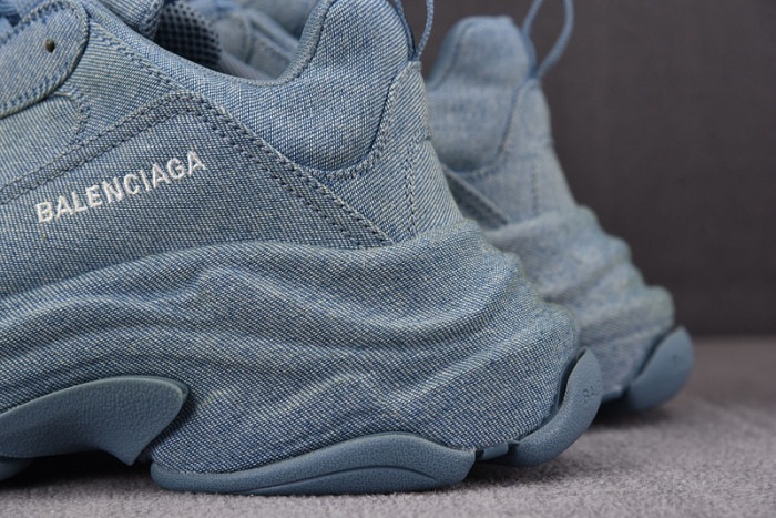 Ba*len*cia*ga triple s sneaker