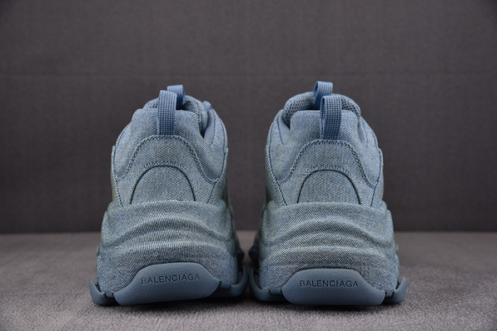 Ba*len*cia*ga triple s sneaker