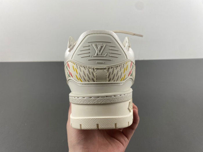 l0vt sneakers