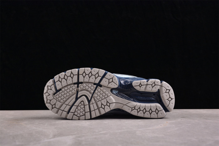 new balance m1906cda