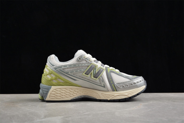 new balance m1906rem