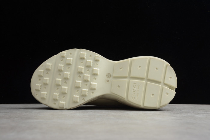 g*u*i ace embroidered low-top sneaker all white e2277